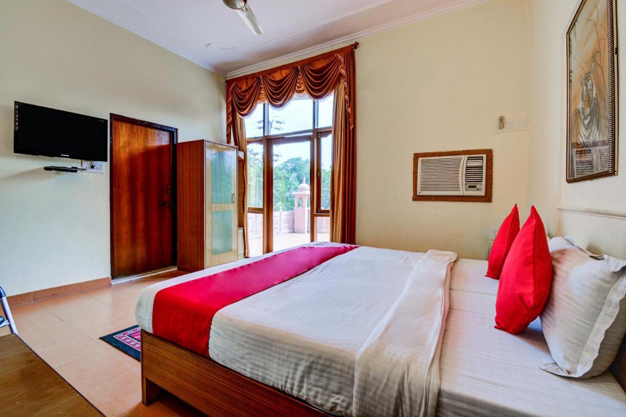 Ranthambhore Vilas Hotel Sawai Madhopur Exterior photo